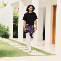 Sempat Pakai Jeans Waktu Umrah, Ini 8 Potret Abidzar Anak Ustaz Jefri Al Buchori yang Gayanya Bad Boy Banget - Kerap Dicibir karena Penampilan