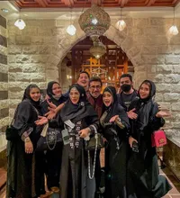 Semuanya Good Looking! Potret Para Cucu Elvy Sukaesih yang Cantik-cantik Berdarah Arab, Ada yang Jadi Penyanyi Seperti Sang Nenek