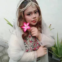 Seolah Lepas Hijab, Potret Kekeyi Pamer Rambut Dengan Bagai Macam Gaya - Dikelabang Dua dan Diwarna Abu-abu Hingga Cantik Jadi Orang India