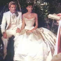 Sepak Terjang David Beckham & Istri Sukses Kalahkan Kekayaan Ratu