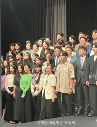 Serasa Ajang Penghargaan, 10 Potret Pernikahan Hair Stylist Baek Heung Kwon yang Bertabur Bintang - Dihadiri Park Shin Hye dan Choi Tae Joon Hingga Suga BTS