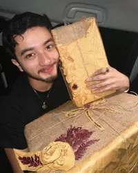 Sering Dikira Nonmuslim, Potret Bryan Domani yang Ternyata Jadi Panutan Karena Rajin Salat