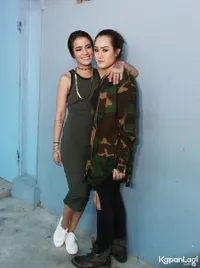 Sering Dituding Lesbi, Sheila Marcia Dapat 'Berlian' Dari Vanes?