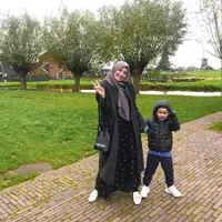Serunya Liburan Shireen Sungkar, Kompak Bareng Anak di Belanda!