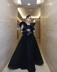 Setahun Pasca Batal Dinikahi Anak Petinggi Bank, Ini 8 Potret Ayu Ting Ting Mesra dengan Ivan Gunawan - Kompak Bak Raja dan Ratu Pakai Setelan Hitam