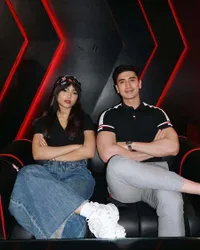 Setelah Panggil Sayang, 9 Potret Fuji dan Verrell Bramasta Pamer Gokart Date Romantis - Netizen Ikut Baper