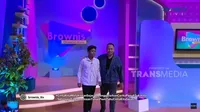 Setelah Terpisah Selama 16 Tahun, Ini Potret Vicky Prasetyo dan Sang Anak Kembali Bertemu - Terharu Banget Sampai Mata Berkaca-Kaca