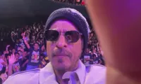 Shah Rukh Khan Rayakan Ultah ke-60, Absen Sapa Fans di Depan Mannat Karena Ini