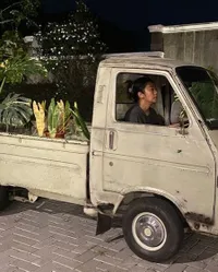 Siap Bawa Semua Jenis Barang, Ini Potret Soimah Beralih Profesi Jadi Sopir Mobil Pick Up - Terima Angkut Tanaman Hingga Orang