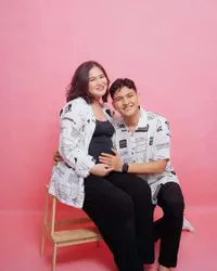 Siap Sambut Kelahiran Anak Ketiga, Masayu Clara dan Qausar Harta Sudah Pilih Tanggal Cantik