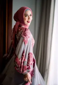 Siap Sambut Usia 50 Tahun, Ini Deretan Foto Venna Melinda yang Kini Makin Bahagia Segera Menikah dengan Ferry Irawan