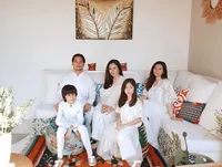 Sibling Goals! 10 Foto Kedekatan Shaloom & London Abigail Putri Wulan Guritno