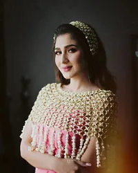 Siraman Pernikahan Tania Nadira, Mewah Pakai Adat Jawa