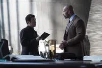 SKYSCRAPER: Aksi The Rock di Pencakar Langit Selamatkan Keluarga