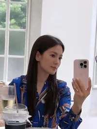 Song Hye Kyo Bagikan Foto-foto Lama, Ungkap Kangen Rambut Panjang