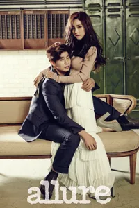 Song Jae Rin & Kim Sa Eun Pilih Prewed Seksi Menggoda