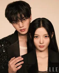 Song Kang dan Kim Yoo Jung Tampil Serasi Sebagai Couple 'MY DEMON' Dalam Pemotretan Terbaru