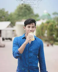 Sonny Septian, Adik Elma Theana Yang Ganteng dan Berbadan Hot