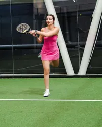 Sporty Banget, Ini 7 Potret Nia Ramadhani yang Doyan dan Jago di Banyak Olahraga