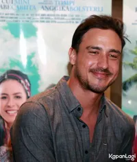 Stefan William - Hamish, Wajah Ganteng Mereka Bikin Cewek Meleleh