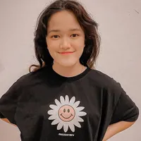 Sudah 15 Tahun dan Beranjak Remaja, Ara Putri Kedua Ussy dan Andhika Pratama Makin Cantik