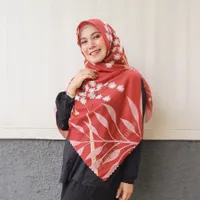 Sudah 38 Tahun dan Jadi Ibu 5 Anak, Ini 10 Potret Puput Melati yang Masih Cantik Bak ABG