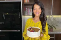 Sudah Berusia 42 Tahun, Seperti Ini 11 Potret Farah Quinn yang Terlihat Awet Muda & Semakin Cantik