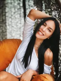 Sudah Berusia 50 Tahun Ke Atas, 9 Selebriti Ini Awet Muda & Tetap Mempesona Layaknya Remaja