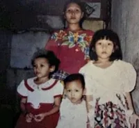 Sudah Cakep Sedari Belia, Ini 10 Foto Transformasi Via Vallen Dari Kecil Hingga Jelang Menikah