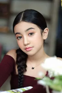 Sudah Dilirik CEO Agensi K-Pop, 10 Potret Cantik Princess Jenna Norodom Cucu Raja Kamboja - Bakal Jadi Idol Ningrat Pertama Jika Beneran Debut