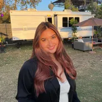 Sudah Go Internasional, 8 Potret Stephanie Poetri Anak Titi DJ yang Makin Cantik Nan Menawan - Telah Rilis Single Baru