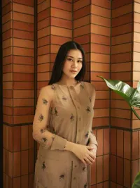 Sudah Jadi Ibu, 7 Potret Aaliyah Massaid yang Makin Singset dan Menawan