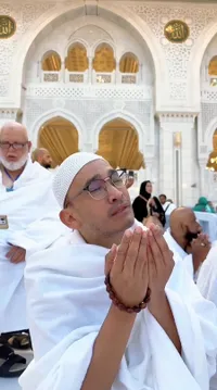 Suhu 50 Derajat, Ruben Onsu Pasrah Kulit Terbakar saat Umrah