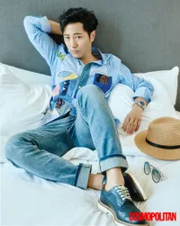 Sukses di Descendants of The Sun, Jin Goo Jadi Pria Cosmopolitan