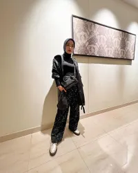 Sukses Turun 14 Kg, 11 Potret Terbaru Tantri 'Kotak' yang Kini Makin Langsing bak Gadis - Lingkar Perutnya Jadi Sorotan