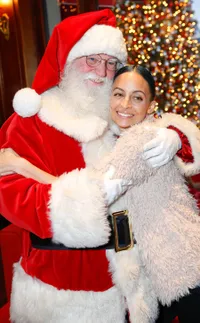 Super Mewah! Yuk Intip Persiapan Momen Natal Ala Artis Hollywood
