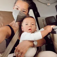 Super Mom! Intip 8 Potret Jennifer Bachdim Ajak 3 Anaknya Pulang Kampung ke Jerman Tanpa Irfan
