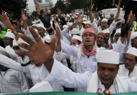 Saat Harus Memilih Indonesia Tanpa FPI Atau Lady GaGa