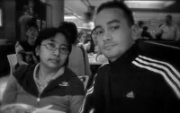 Sacha Mustafa dan Keluarga