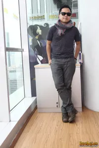 Sandhy Sondoro Bicara Soal Single Religi - Ramadan 2013