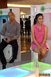 Sandra Dewi dan Parfum