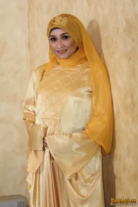 Septy Sanustika - Istri Ahmad Fathanah Syuting Bareng Vitalia Sesha