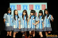 Seragam Biru - JKT48 Digandeng Convenience Store