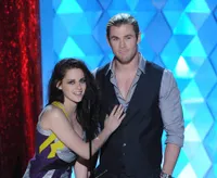 Serunya Panggung MTV Movie Awards 2012