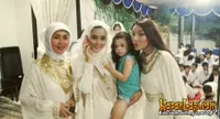 Shenny Andrea Lebaran Bersama Keluarga dan Anak Cacat