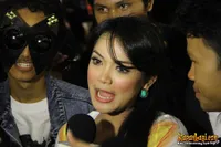 Sheza Idris di Lokasi Flashmob Lady Gaga di Senayan