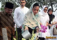 Shireen Sungkar - Nuri Maulida - Manoj Punjabi