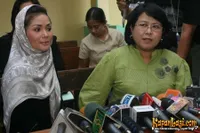 Sidang Perdana Perceraian Kristina