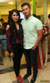 Soraya Hapsari dan Suami Bicara Tentang Usaha Punya Anak