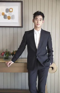 Style Baru Kim Soo Hyun Selesai Man From The Stars